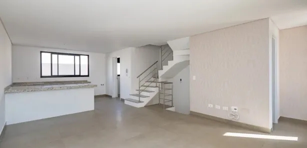 Sobrado com 3 Quartos para alugar, 157m² no Jardim Social, Curitiba