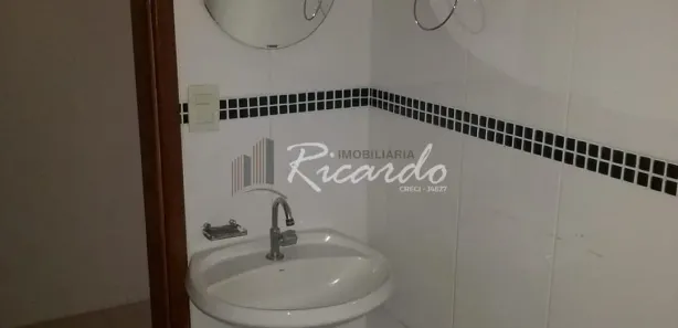 Conjunto Comercial / Sala para alugar, 92m² no Centro, Arapongas