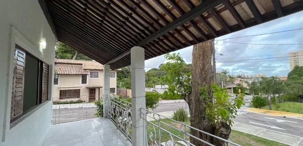 Casa com 4 Quartos para venda ou aluguel, 335m² no Emaús, Parnamirim
