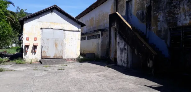Terreno / Lote / Condomínio à venda, 8100m² no Centro, Mesquita