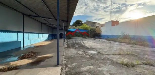 Loja / Salão / Ponto Comercial para venda ou aluguel, 817m² no Jardim Florestal, Jundiaí