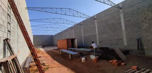 Galpão / Depósito / Armazém para alugar, 750m² no Parque Industrial, Araçatuba
