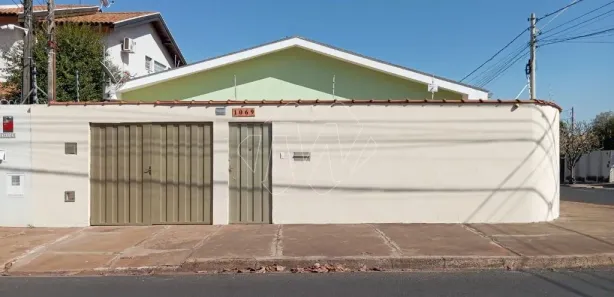 Casa com 3 Quartos para venda ou aluguel, 161m² no Vila Velosa, Araraquara