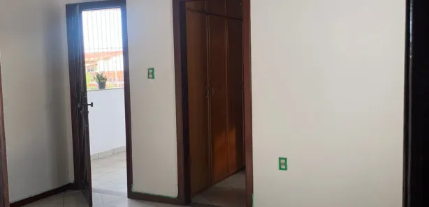 Sobrado com 5 Quartos para venda ou aluguel, 88m² no Queimadinha, Feira de Santana