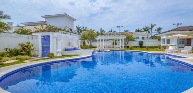 Casa de Condomínio com 7 Quartos à venda, 1100m² no Jardim Acapulco, Guarujá