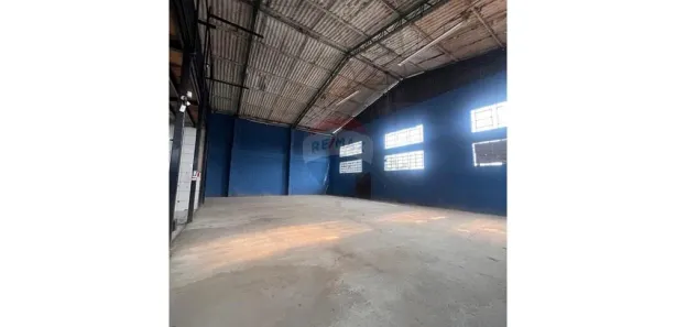 Galpão / Depósito / Armazém para alugar, 594m² no Jardim Marilu, Carapicuíba