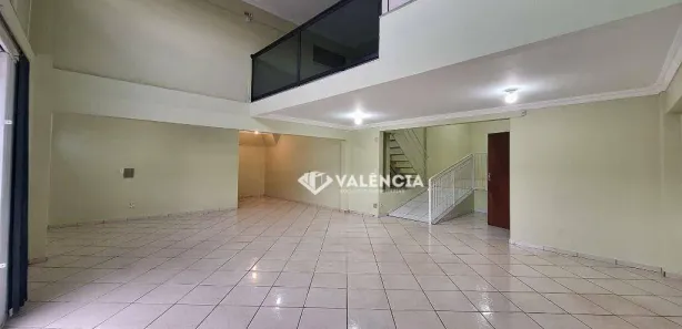 Conjunto Comercial / Sala para alugar, 220m² no Parque São Paulo, Cascavel
