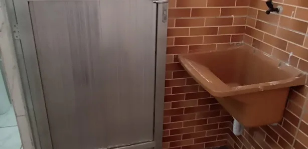 Casa com 2 Quartos para alugar, 60m² no BNH, Mesquita