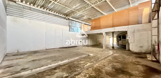 Galpão / Depósito / Armazém para alugar, 300m² no Lagoa Nova, Natal