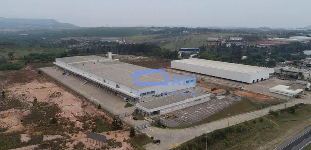 Galpão / Depósito / Armazém para alugar, 9543m² no Centro, Cabreúva