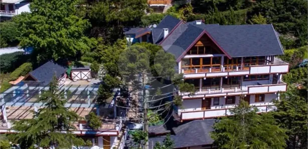 Loja / Salão / Ponto Comercial com 15 Quartos à venda, 1500m² no Vila Inglesa, Campos do Jordão