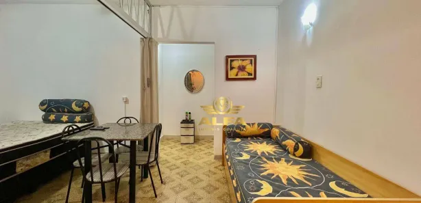 Kitnet com 1 Quarto à venda, 40m² no Jardim Las Palmas, Guarujá