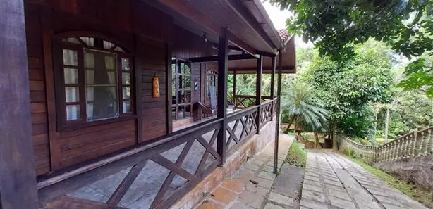 Casa de Condomínio com 4 Quartos à venda, 249m² no Limoeiro, Guapimirim