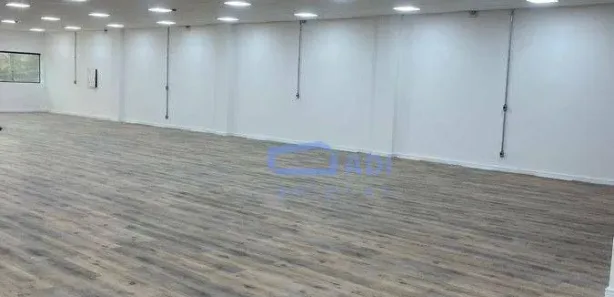Galpão / Depósito / Armazém para alugar, 1001m² no Alphaville Industrial, Barueri