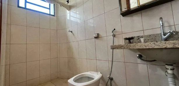 Galpão / Depósito / Armazém à venda, 600m² no São Benedito, Uberaba