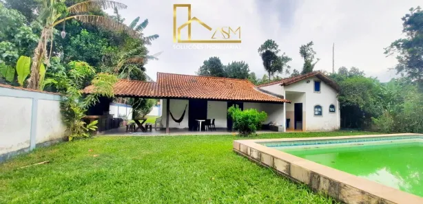 Fazenda / Sítio / Chácara com 5 Quartos à venda, 2000m² no Vale da Figueira (Ponta Negra), Maricá