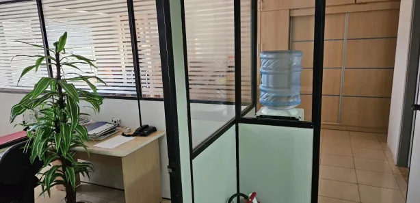 Conjunto Comercial / Sala para alugar, 64m² no Pitangueiras, Lauro de Freitas