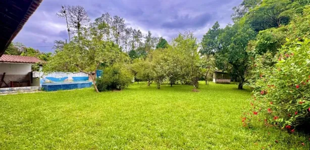 Fazenda / Sítio / Chácara com 3 Quartos à venda, 1232m² no Jardim Aguapeu, Itanhaém