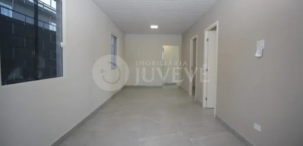 Casa com 3 Quartos para alugar, 70m² no Boa Vista, Curitiba