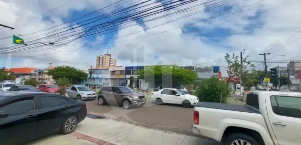 Galpão / Depósito / Armazém para alugar, 20m² no São José, Aracaju