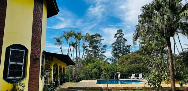 Fazenda / Sítio / Chácara com 3 Quartos para venda ou aluguel, 5465m² no Condomínio Lagoinha, Jacareí