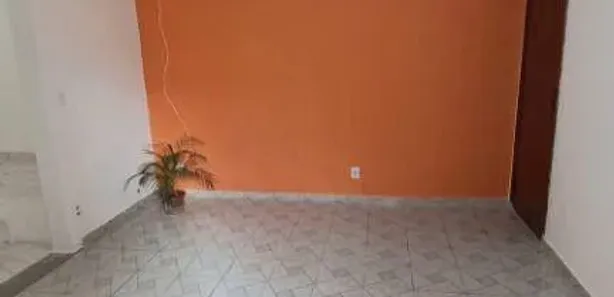 Casa com 2 Quartos para alugar, 50m² no Taboão, Diadema