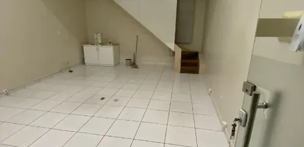 Loja / Salão / Ponto Comercial à venda, 45m² no Centro, Cabo Frio