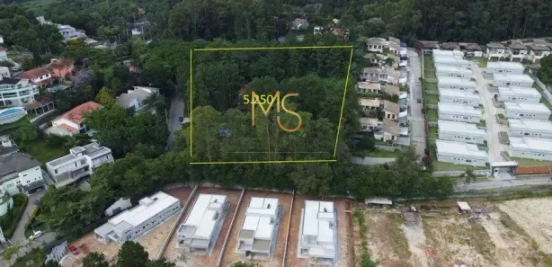 Casa com 4 Quartos para venda ou aluguel, 658m² no Chácara dos Junqueiras, Carapicuíba