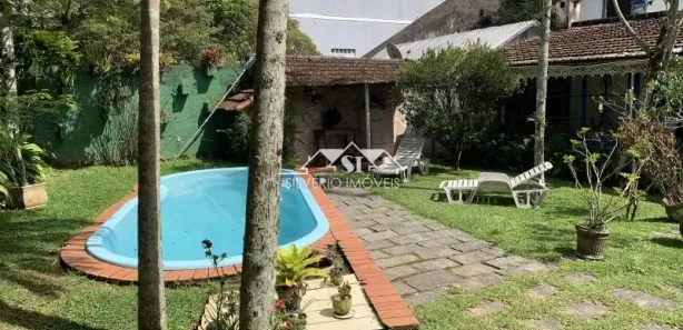 Casa com 4 Quartos à venda, 305m² no Simeria, Petrópolis