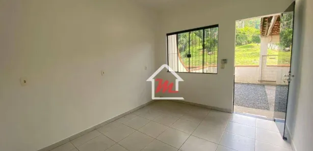 Casa com 3 Quartos para alugar, 68m² no Velha Central, Blumenau