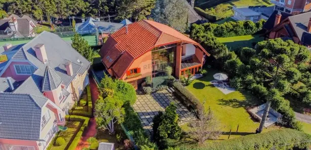 Casa de Condomínio com 5 Quartos à venda, 422m² no Lot Véu da Noiva, Campos do Jordão