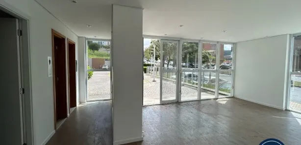 Loja / Salão / Ponto Comercial para venda ou aluguel, 361m² no Tamboré, Santana de Parnaíba