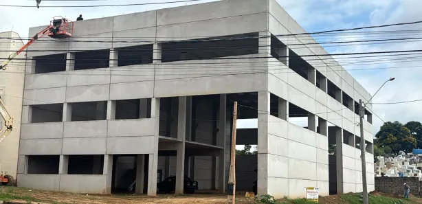 Galpão / Depósito / Armazém para alugar, 940m² no Distrito Industrial II, Salto