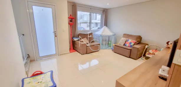 Casa de Condomínio com 3 Quartos para alugar, 160m² no Jardim Rebelato, Cotia