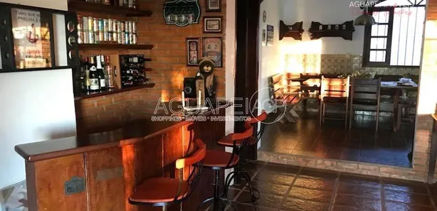 Fazenda / Sítio / Chácara com 5 Quartos para venda ou aluguel, 750m² no , Mairinque