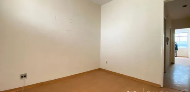 Kitnet com 1 Quarto à venda, 40m² no Centro, Juiz de Fora