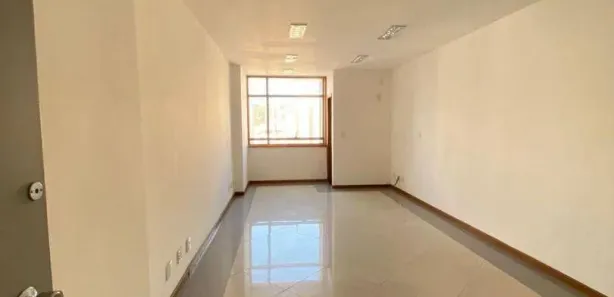 Conjunto Comercial / Sala à venda, 49m² no Centro, Juiz de Fora