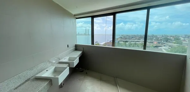 Apartamento com 4 Quartos à venda, 268m² no Brasília Teimosa, Recife