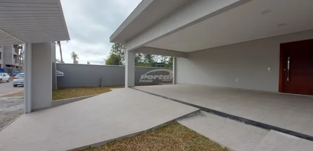 Casa com 3 Quartos para alugar, 200m² no Santo Antônio, Balneário Piçarras