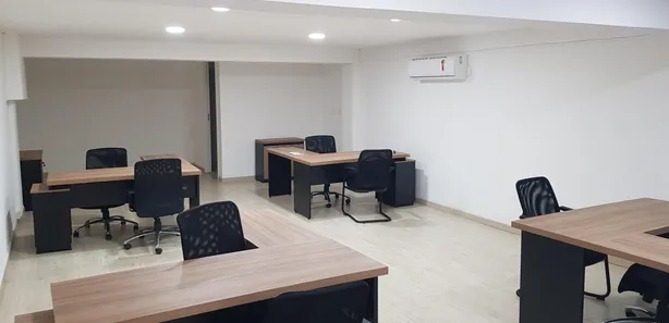 Loja / Salão / Ponto Comercial para alugar, 258m² no Oceania, Paranaguá