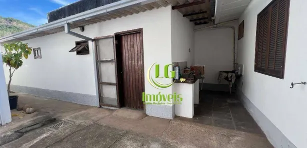 Galpão / Depósito / Armazém à venda, 180m² no Piratininga, Niterói