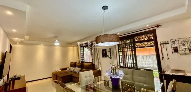 Casa de Condomínio com 5 Quartos à venda, 340m² no Centro, Guapimirim