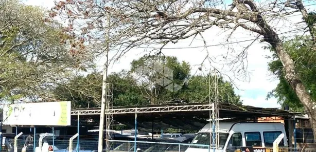 Galpão / Depósito / Armazém à venda, 610m² no São João, Santa Maria