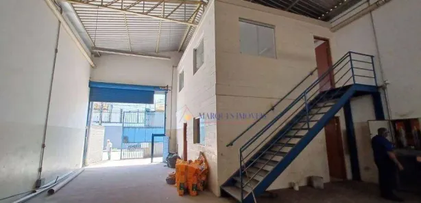 Galpão / Depósito / Armazém para venda ou aluguel, 260m² no Aglomeração Urbana de Jundiaí, Louveira