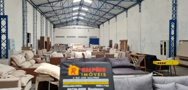 Galpão / Depósito / Armazém para alugar, 2600m² no Centro, Nilópolis