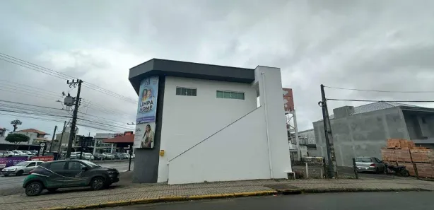Conjunto Comercial / Sala para alugar, 50m² no Centro, Barra Velha
