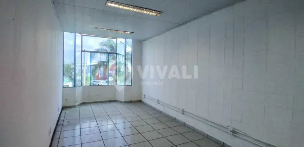 Conjunto Comercial / Sala para alugar, 50m² no Jardim Galetto, Itatiba