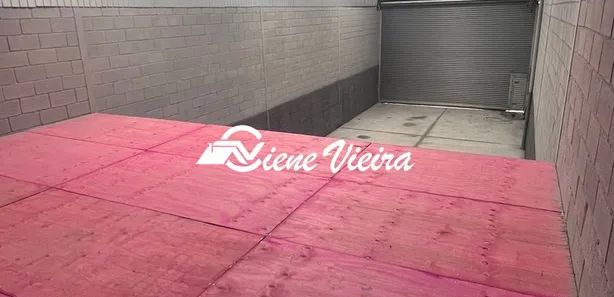 Galpão / Depósito / Armazém à venda, 140m² no Una, Itaquaquecetuba