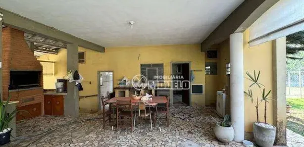 Fazenda / Sítio / Chácara com 6 Quartos à venda, 430m² no Pau D'Alhinho, Piracicaba
