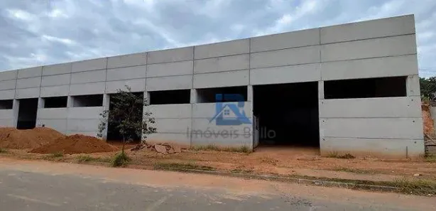Galpão / Depósito / Armazém para alugar, 650m² no Loteamento Parque dos Canários, Itatiba